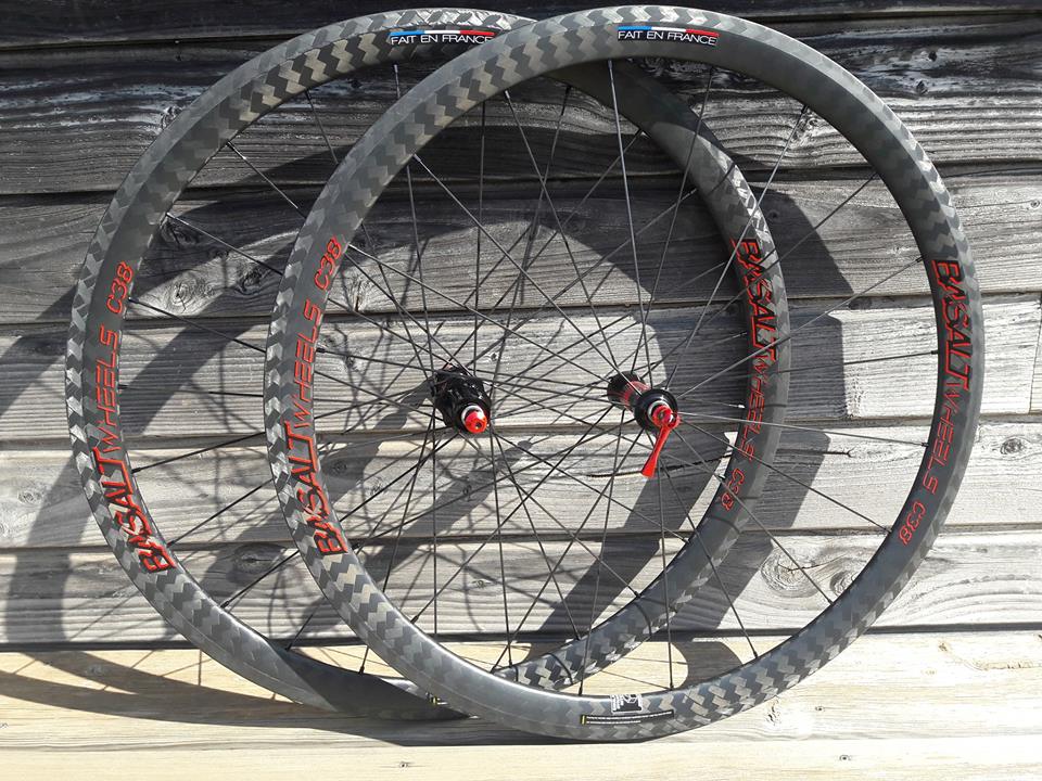 C38 race dtswiss240